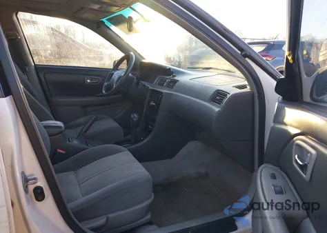 2001 Toyota Camry Le V6 from USA, damaged, VIN JT2BF22K110297596